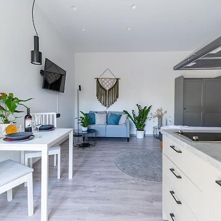 Elegant Fully Equipped Apartment Near City Centre Kandiye Dış mekan fotoğraf